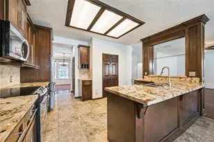 2827 Spring Lakes, Missouri City, TX 77459 - Photo 3