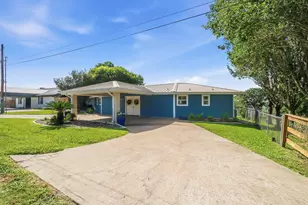 151 Lakeview Dr, Point Blank, TX 77364 - Photo 5