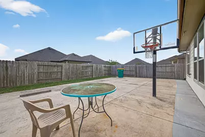 1916 Acklen Run Drive, Rosharon, TX 77583 - Photo 37
