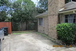 10806 Lynbrook Dr, Houston, TX 77042 - Photo 7