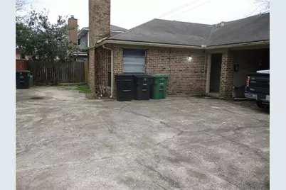 10806 Lynbrook Drive #b, Houston, TX 77042 - Photo 37