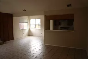 10806 Lynbrook Dr, Houston, TX 77042 - Photo 11