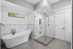 587 Melmont St, Conroe, TX 77302 - Photo 15