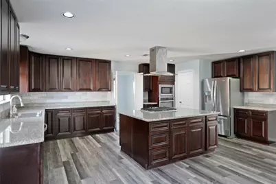 5107 Whittier Oaks Drive, Friendswood, TX 77546 - Photo 19