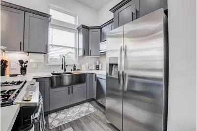 1913 Hoskins Drive #B, Houston, TX 77080 - Photo 11