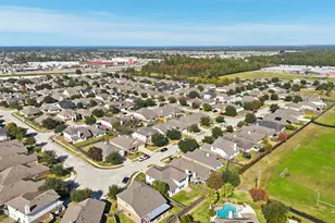 2810 Lockeridge Pines Dr, Spring, TX 77386 - Photo 35