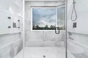 319 N Nagle St, Houston, TX 77003 - Photo 41