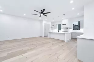 319 N Nagle St, Houston, TX 77003 - Photo 13