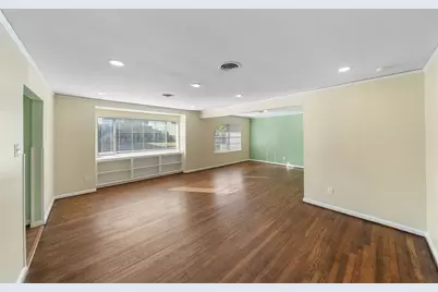 4614 Merwin Street, Houston, TX 77027 - Photo 9