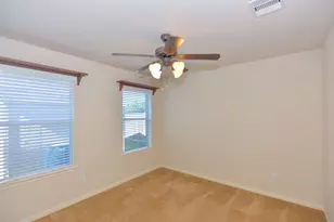 13607 Manor Crest Ln, Rosharon, TX 77583 - Photo 17
