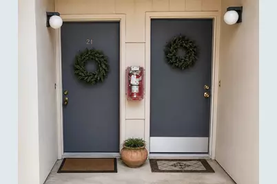 1818 Augusta Drive #21, Houston, TX 77057 - Photo 1