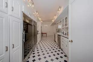 7502 Olympia Dr, Houston, TX 77063 - Photo 13