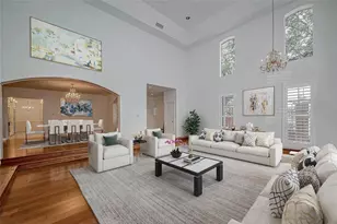 7502 Olympia Dr, Houston, TX 77063 - Photo 3