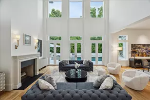 22 E Shady Ln, Houston, TX 77063 - Photo 7