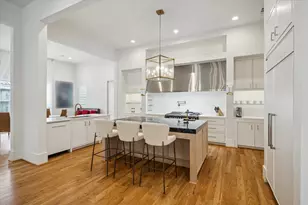 22 E Shady Ln, Houston, TX 77063 - Photo 15