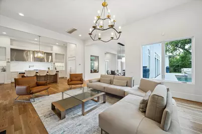 22 E Shady Lane #E, Houston, TX 77063 - Photo 13