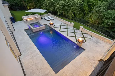 22 E Shady Lane #E, Houston, TX 77063 - Photo 3