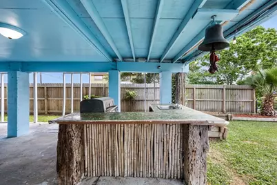 7210 Beau Terre Street, Hitchcock, TX 77563 - Photo 19