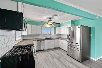 7210 Beau Terre Street, Hitchcock, TX 77563 - Photo 21