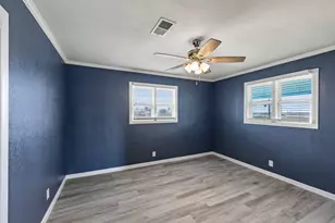 7210 Beau Terre St, Hitchcock, TX 77563 - Photo 27