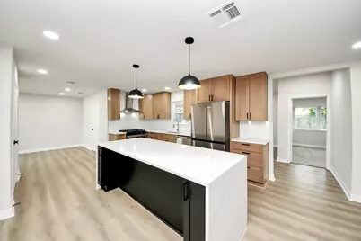 10806 Olympia Drive, Houston, TX 77042 - Photo 15