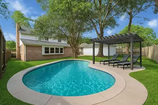 10806 Olympia Dr, Houston, TX 77042 - Photo 47