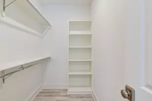 2704 Oakwood Crst Ln, Houston, TX 77018 - Photo 27