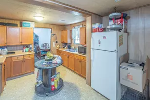 1009 Wainwright St, Houston, TX 77022 - Photo 9