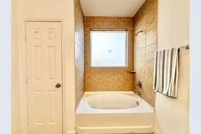 11218 Beverley Park Street, Sugar Land, TX 77498 - Photo 15