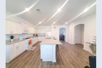 11218 Beverley Park Street, Sugar Land, TX 77498 - Photo 9