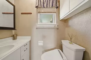 5506 Cheshire Ln, Houston, TX 77092 - Photo 17