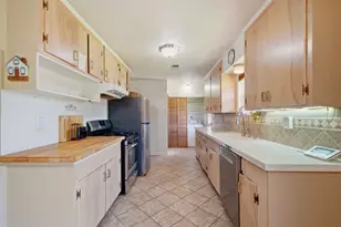 5506 Cheshire Ln, Houston, TX 77092 - Photo 9