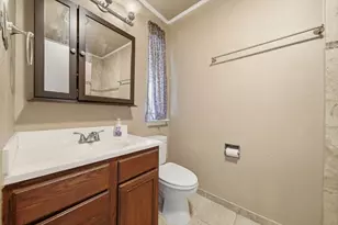 5506 Cheshire Ln, Houston, TX 77092 - Photo 15