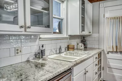 235 Hickory Street, New Ulm, TX 78950 - Photo 15