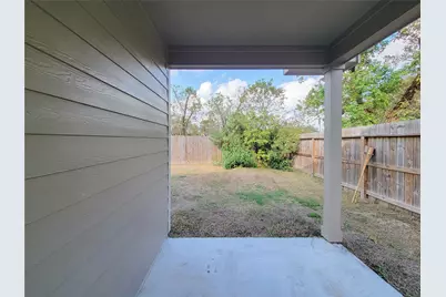 216 W Live Oak Street, Angleton, TX 77515 - Photo 37