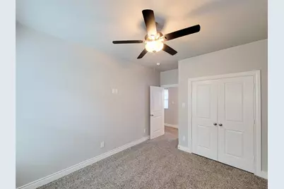 216 W Live Oak Street, Angleton, TX 77515 - Photo 23