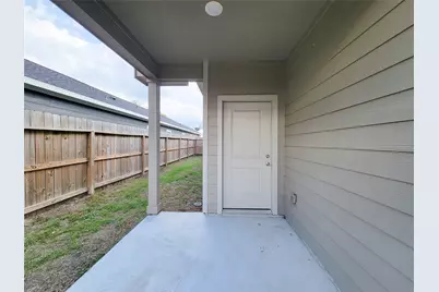 216 W Live Oak Street, Angleton, TX 77515 - Photo 39
