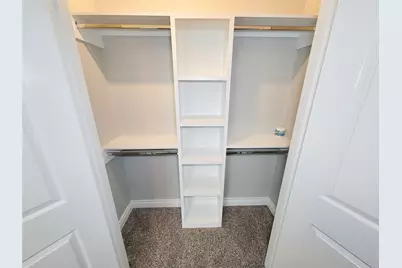 216 W Live Oak Street, Angleton, TX 77515 - Photo 31