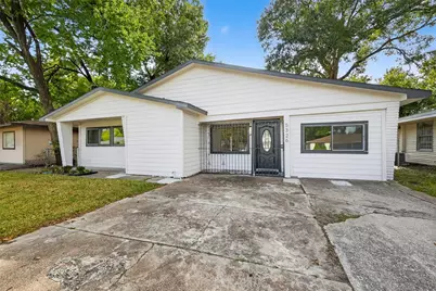 5326 Dewberry Street, Houston, TX 77021 - Photo 1