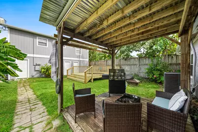 3330 Avenue O 1/2, Galveston, TX 77550 - Photo 17