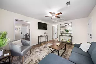 3330 Ave O 1/2, Galveston, TX 77550 - Photo 5