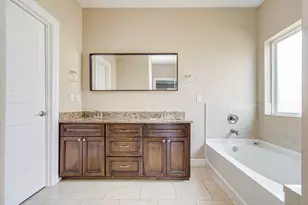 406 Elm Lake Dr, Houston, TX 77336 - Photo 19