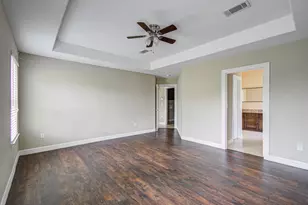 406 Elm Lake Dr, Houston, TX 77336 - Photo 17