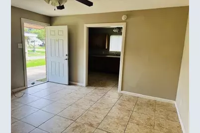 2112 Houston Street #2114, Orange, TX 77630 - Photo 5
