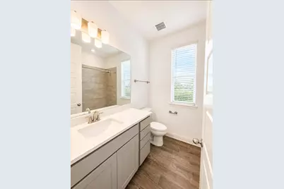 2825 Golden Isle Drive, Texas City, TX 77568 - Photo 11