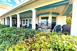 1022 Ave A 1/2, Dickinson, TX 77539 - Photo 5