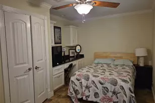 1022 Ave A 1/2, Dickinson, TX 77539 - Photo 29