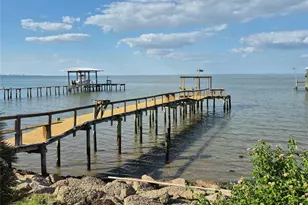 1022 Ave A 1/2, Dickinson, TX 77539 - Photo 9