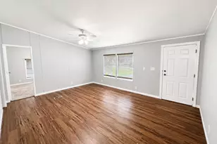 33114 McKinley Cir, Magnolia, TX 77354 - Photo 3