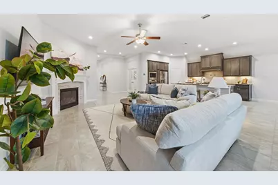 14051 Dunsmore Landing Drive, Houston, TX 77059 - Photo 7